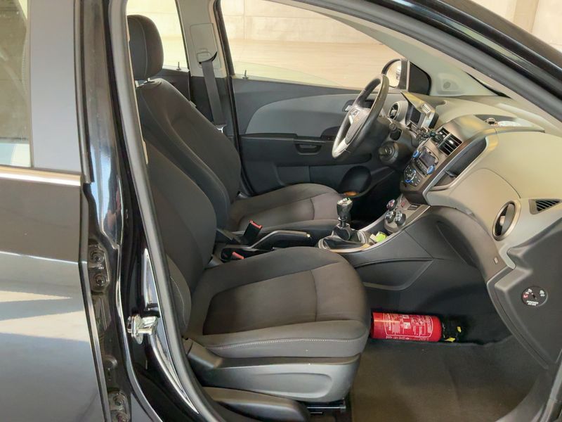 Chevrolet Aveo 1.4 LT + — zdjęcie 11