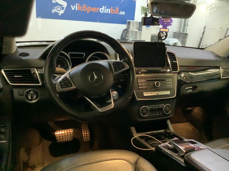 Mercedes-Benz GLE-Klasse GLE 350 d 4Matic AMG Line — zdjęcie 12