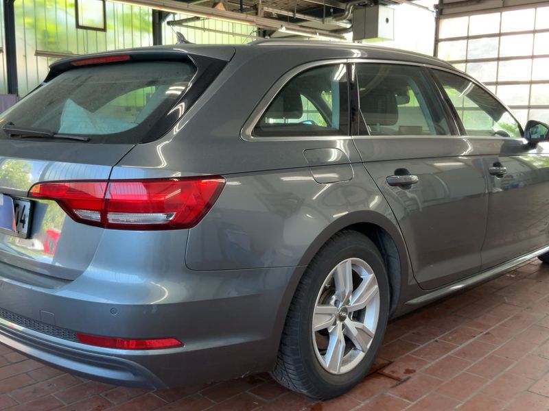 Audi A4 2.0 TDI Sport — zdjęcie 6