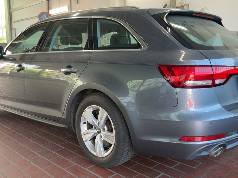 Audi A4 2.0 TDI Sport — zdjęcie 3