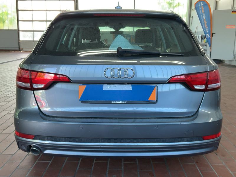 Audi A4 2.0 TDI Sport — zdjęcie 5