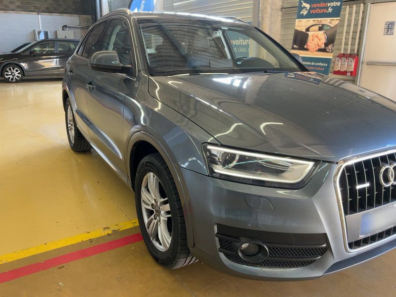 Audi Q3 2.0 TDI quattro Ambition Luxe — zdjęcie 8