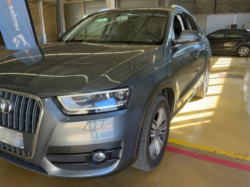 Audi Q3 2.0 TDI quattro Ambition Luxe — zdjęcie 2