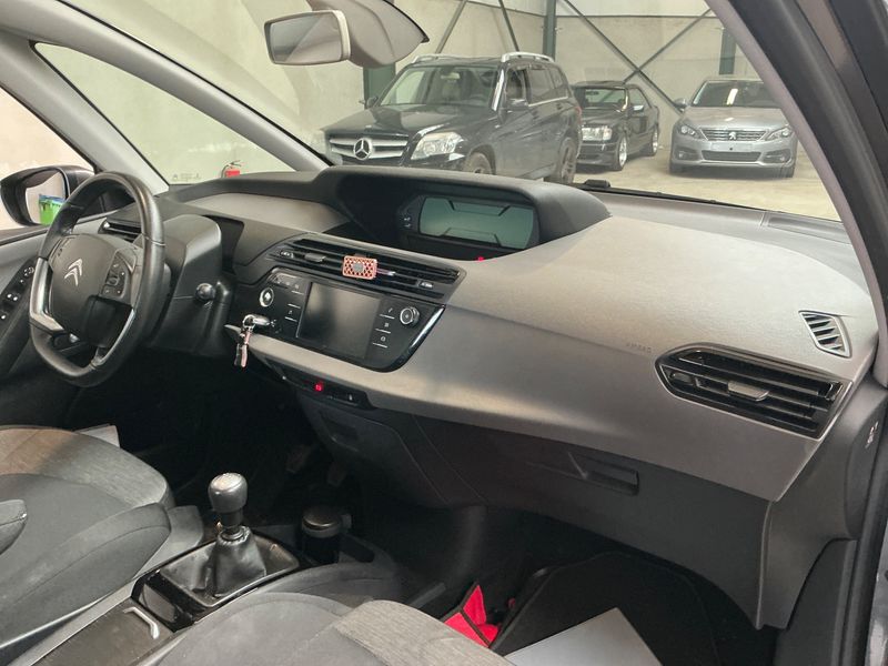 Citroen C4 Picasso 1.2 PureTech Feel 2018 – снимка 31