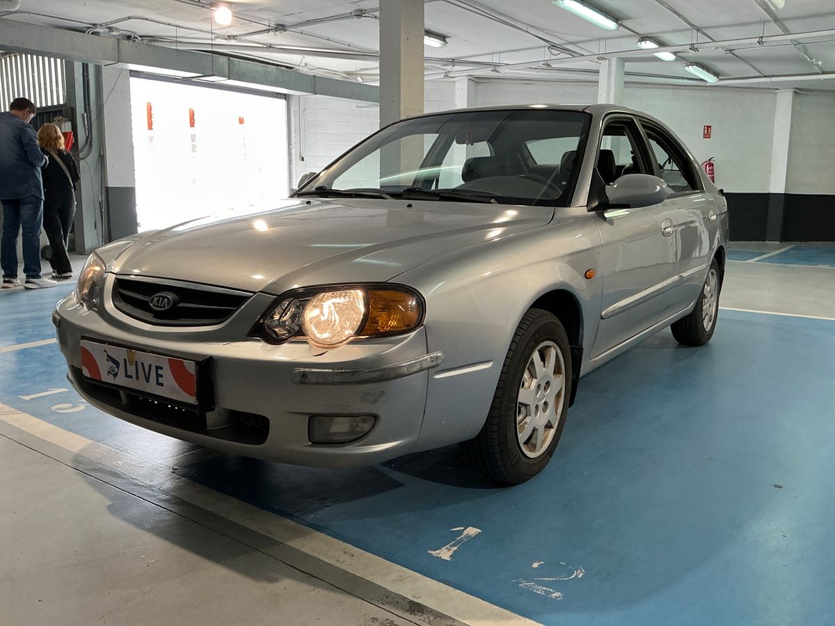 Kia Shuma 2003