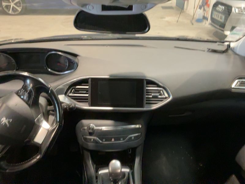 Peugeot 308 1.6 Blue-HDi Access Business — zdjęcie 12