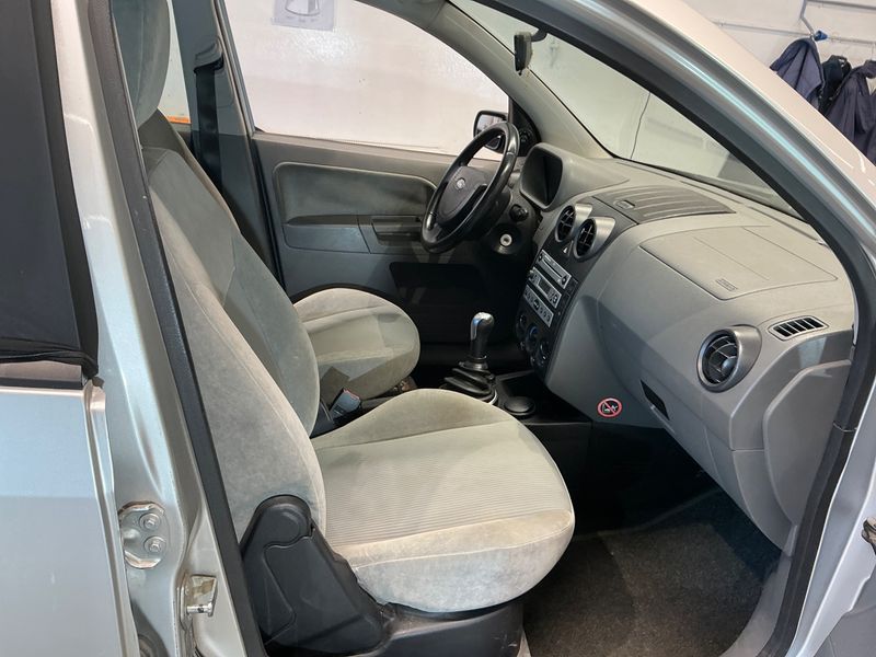 Ford Fusion 1.4 Elegance — zdjęcie 3