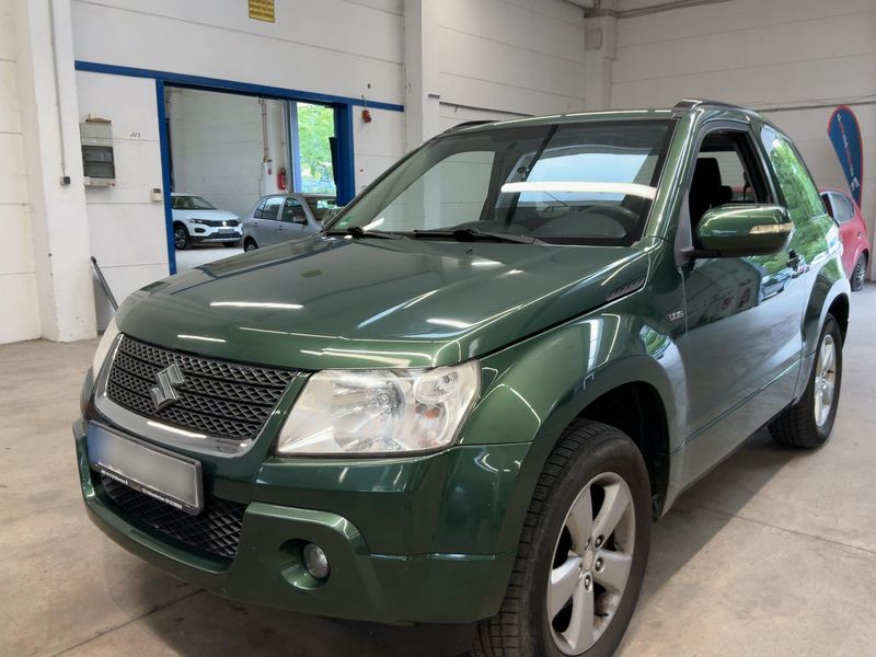 Suzuki Grand Vitara 1.9 DDiS Comfort — zdjęcie 2