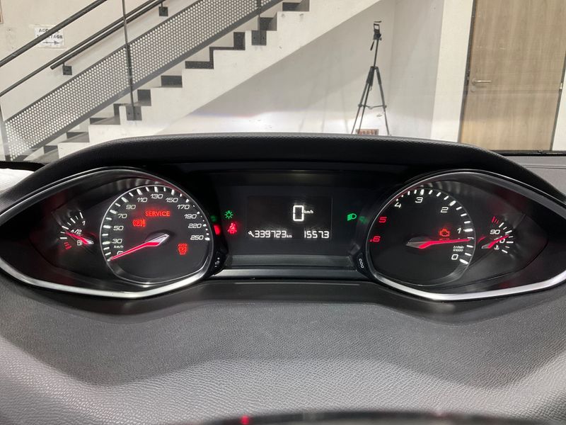 Peugeot 308 1.6 e-HDi Allure — zdjęcie 4