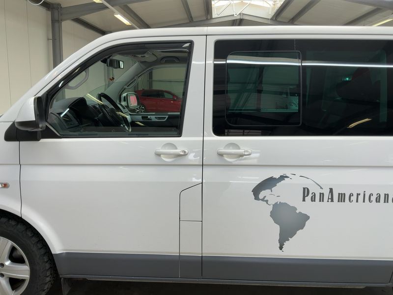 Volkswagen T5 Multivan 2.0 TDI PanAmericana 4Motion — zdjęcie 4