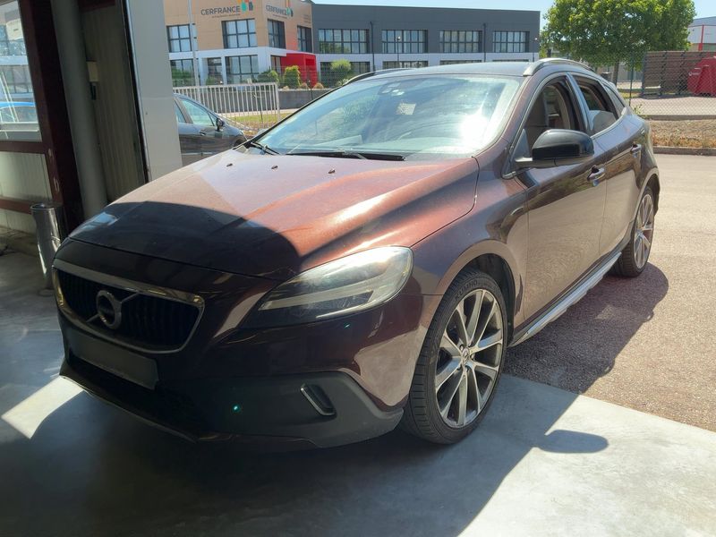 Volvo V40 Cross Country 2.0 D3 Momentum