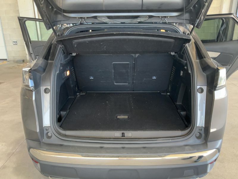 Peugeot 3008 1.5 Blue-HDi GT 2023 – снимка 15