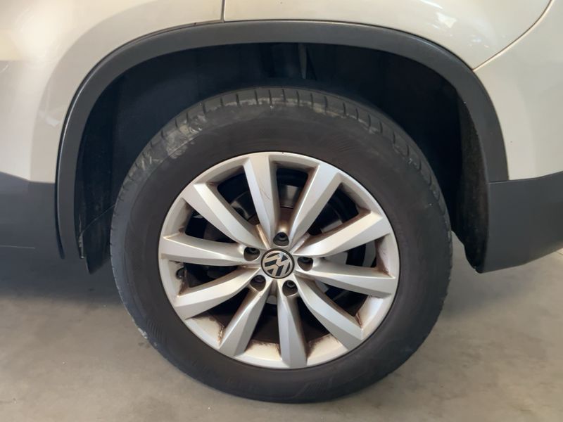 Volkswagen Tiguan 2.0 TSI Sport & Style 4Motion 2010 – снимка 5