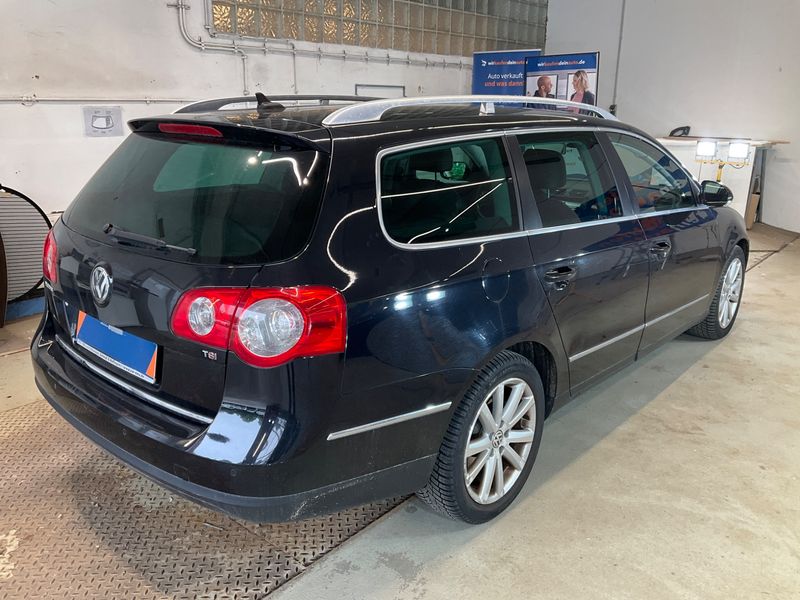Volkswagen Passat 1.8 TSI Highline — zdjęcie 2