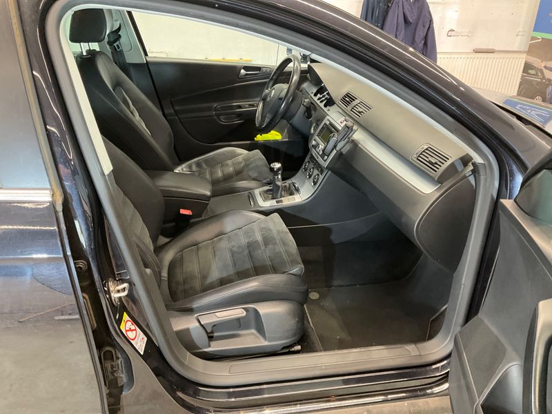 Volkswagen Passat 1.8 TSI Highline — zdjęcie 3