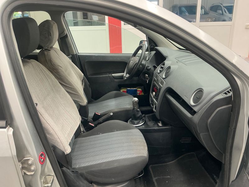 Ford Fusion 1.4 Plus — zdjęcie 3