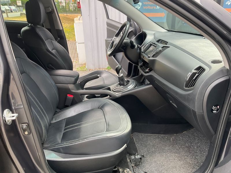 Kia Sportage 2.0 CRDi Active 2WD 2012 – снимка 16