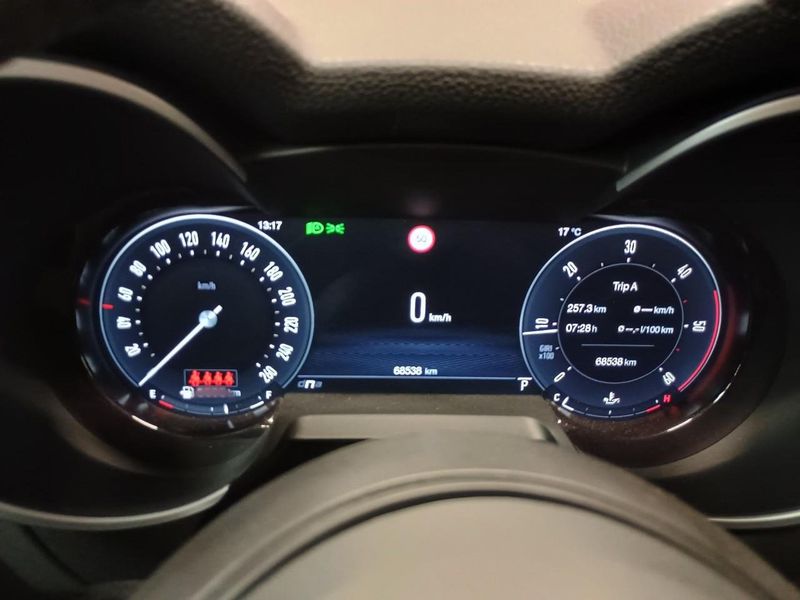 Alfa Romeo Stelvio 2.2 JTDM Veloce Q4 — zdjęcie 8
