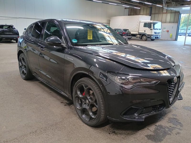 Alfa Romeo Stelvio 2.2 JTDM Veloce Q4 — zdjęcie 4