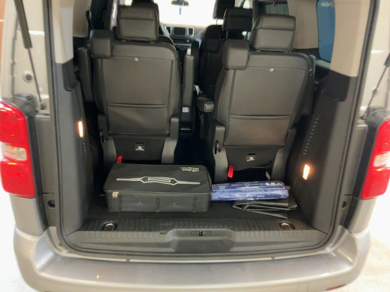 Opel Zafira Life electric drive 100 kW Tourer M (L2) — zdjęcie 10