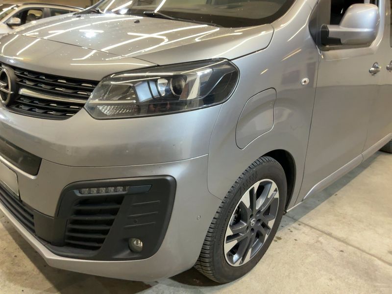 Opel Zafira Life electric drive 100 kW Tourer M (L2) — zdjęcie 2