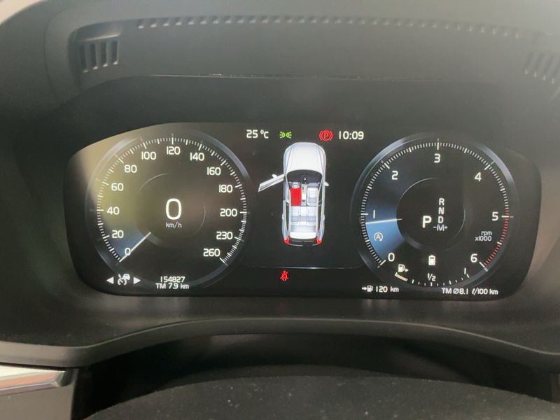 Volvo XC60 2.0 B4 Diesel Mild-Hybrid Inscription AWD — zdjęcie 13