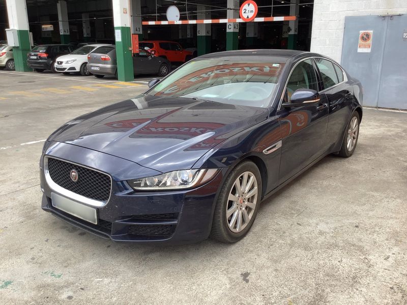 Jaguar XE 20d Prestige