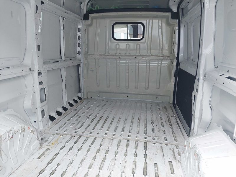 Opel Movano 2.2 CDTI HKa L2H2 3,5t Edition — zdjęcie 9