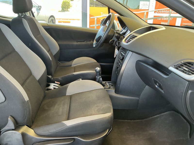 Peugeot 207 1.4 Confort 2008 – снимка 3