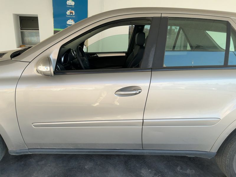 Mercedes-Benz M-Klasse ML 320 CDI — zdjęcie 4