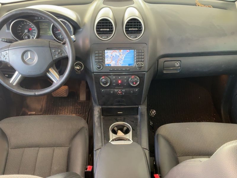 Mercedes-Benz M-Klasse ML 320 CDI — zdjęcie 12