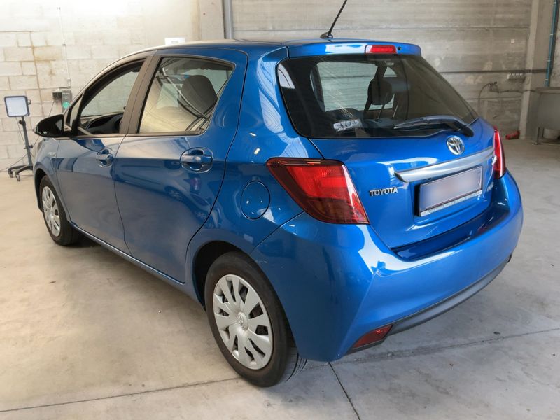 Toyota Yaris 1.5 Hybrid Collection — zdjęcie 3