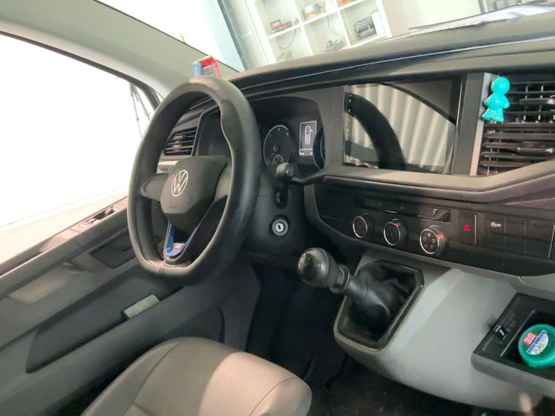 Volkswagen T6 Transporter 2.0 TDI Kasten FWD — zdjęcie 12