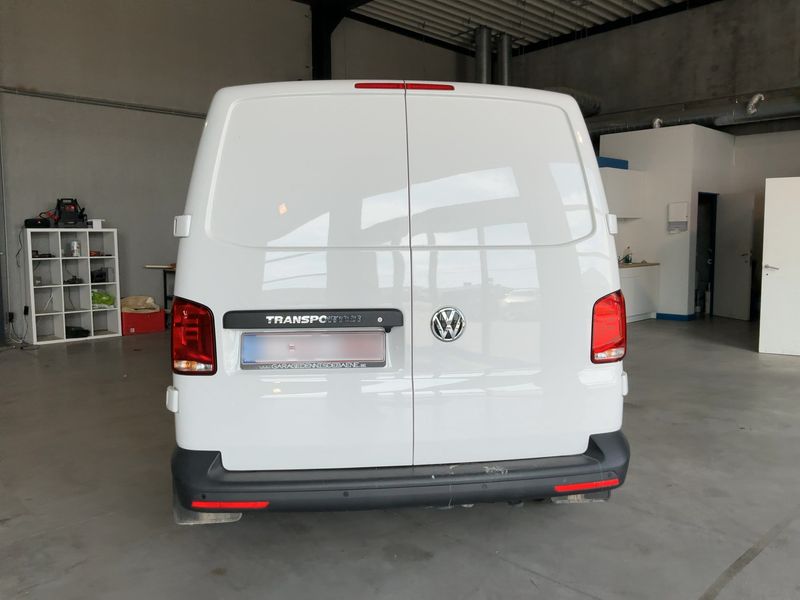 Volkswagen T6 Transporter 2.0 TDI Kasten FWD — zdjęcie 5