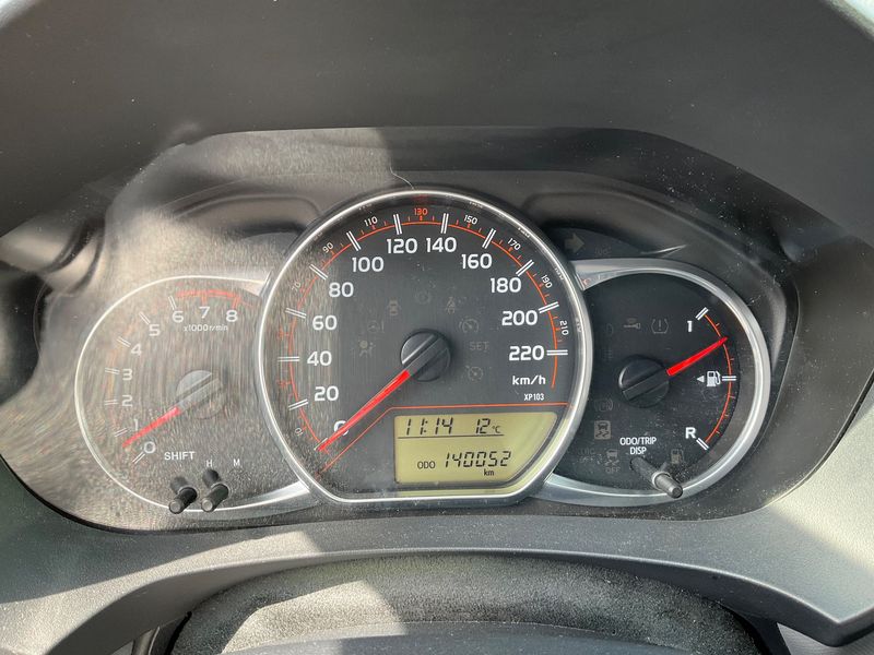 Toyota Yaris 1.33 Dual VVT-i S — zdjęcie 13