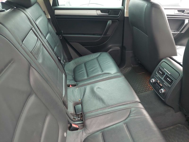 Volkswagen Touareg 3.0 V6 TDI Terrain Tech BlueMotion Tech — zdjęcie 14