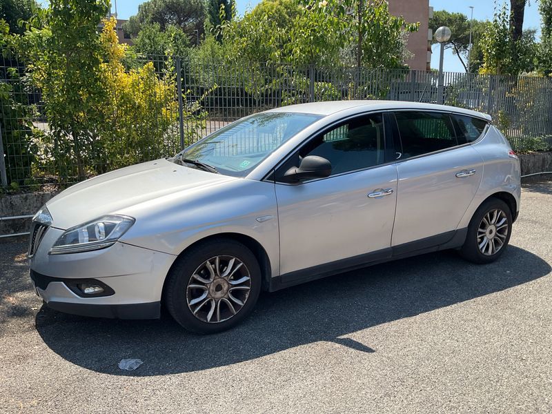 Lancia Delta 1.6 Diesel Oro