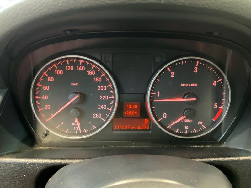 BMW X1 xDrive 18d — zdjęcie 13