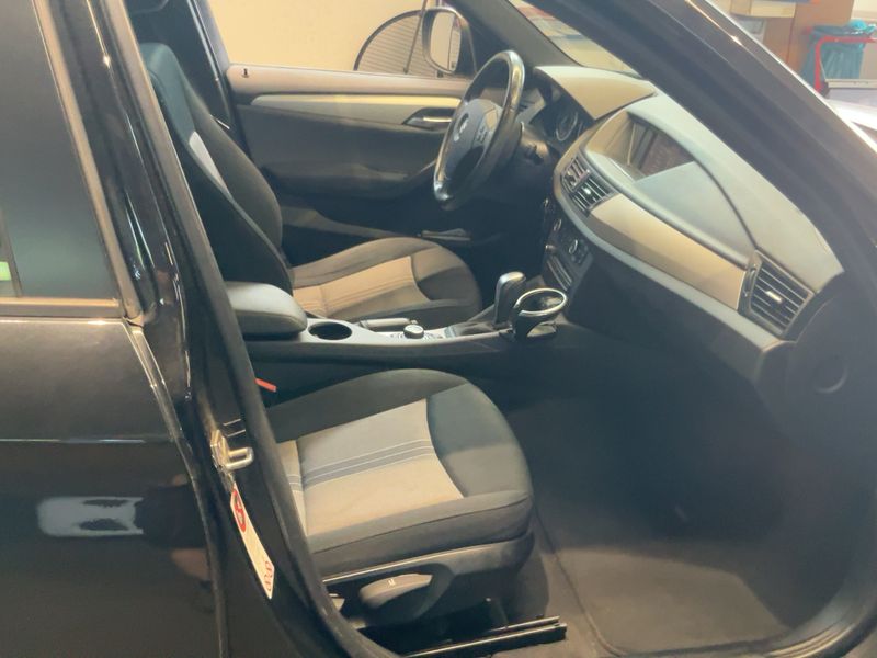 BMW X1 xDrive 18d — zdjęcie 11