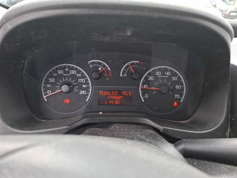 Citroen Nemo 1.3 HDi XTR — zdjęcie 12
