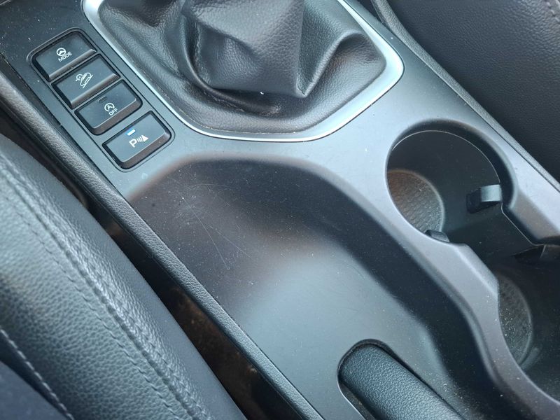 Hyundai Tucson 1.7 CRDi Initia 2WD 2016 – снимка 34