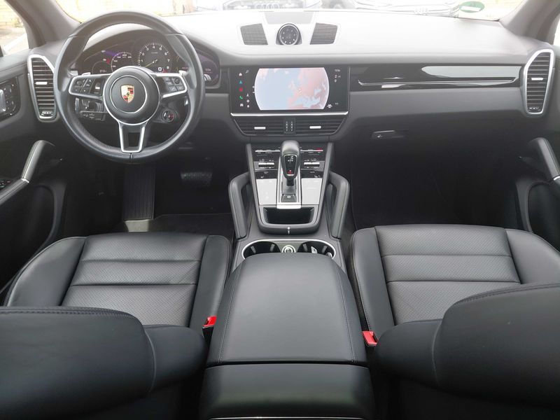 Porsche Cayenne E-Hybrid — zdjęcie 11