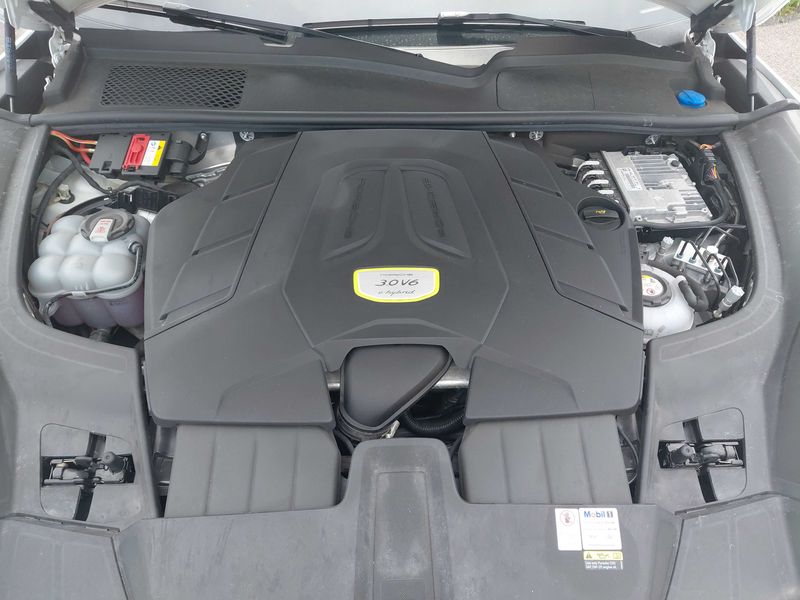 Porsche Cayenne E-Hybrid — zdjęcie 8