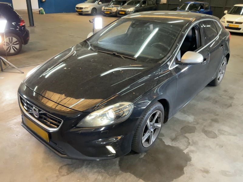 Volvo V40 2.0 D2