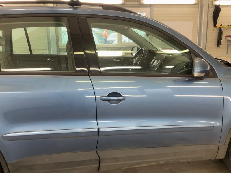 Volkswagen Tiguan 2.0 TSI Track & Field 4Motion 2011 – снимка 10