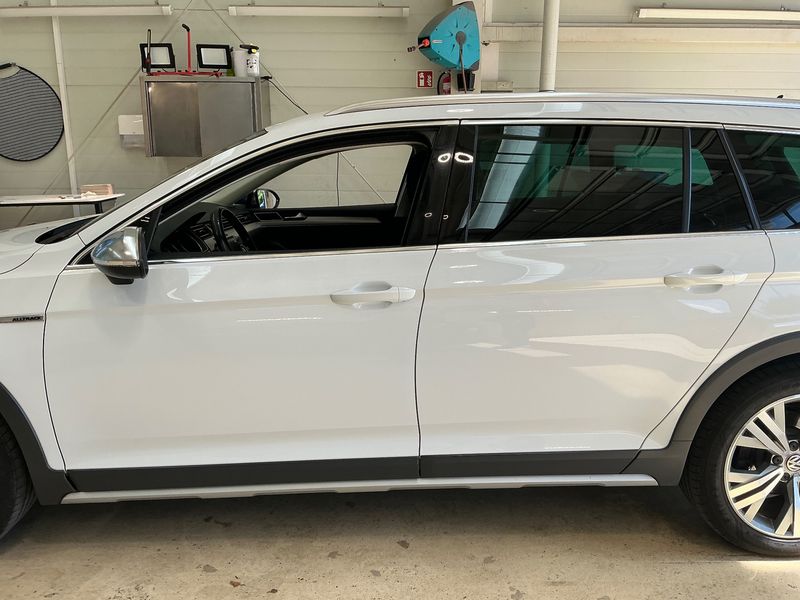 Volkswagen Passat Alltrack 2.0 TDI 4Motion BlueMotion Tech — zdjęcie 4