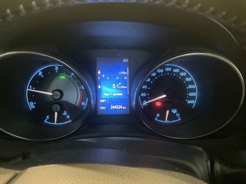 Toyota Auris 1.4 Turbodiesel Active — zdjęcie 13