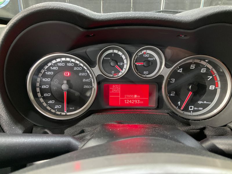 Alfa Romeo MiTo 1.4 Basis — zdjęcie 4