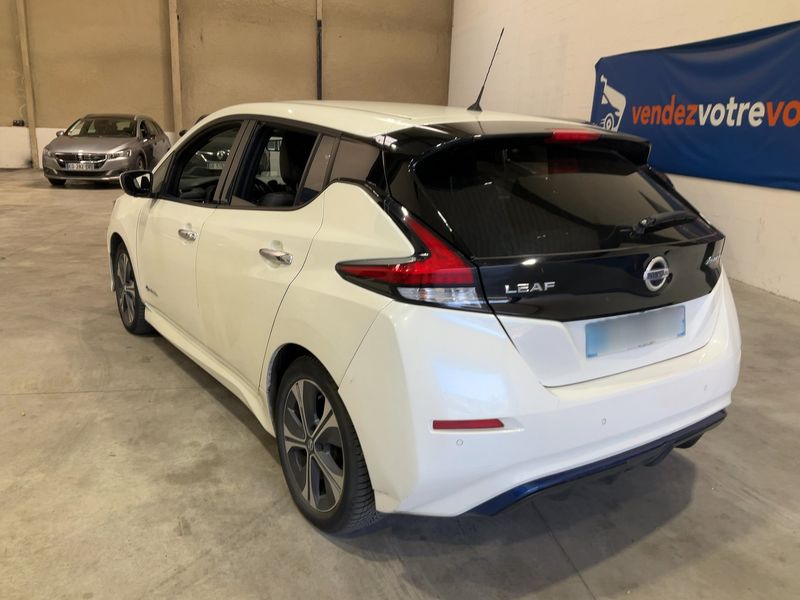 Nissan Leaf electric drive 110 kW N-Connecta — zdjęcie 3