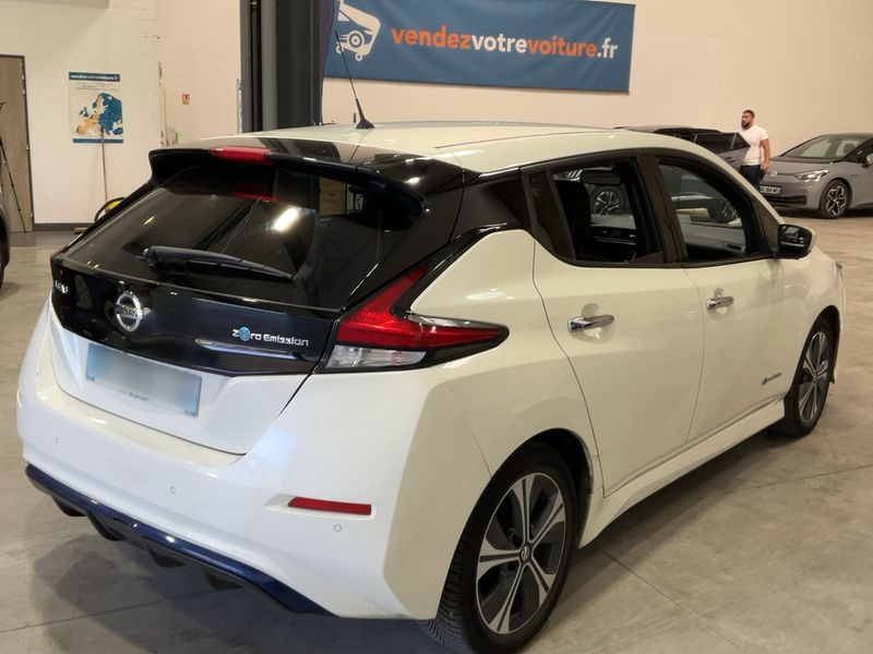 Nissan Leaf electric drive 110 kW N-Connecta — zdjęcie 6